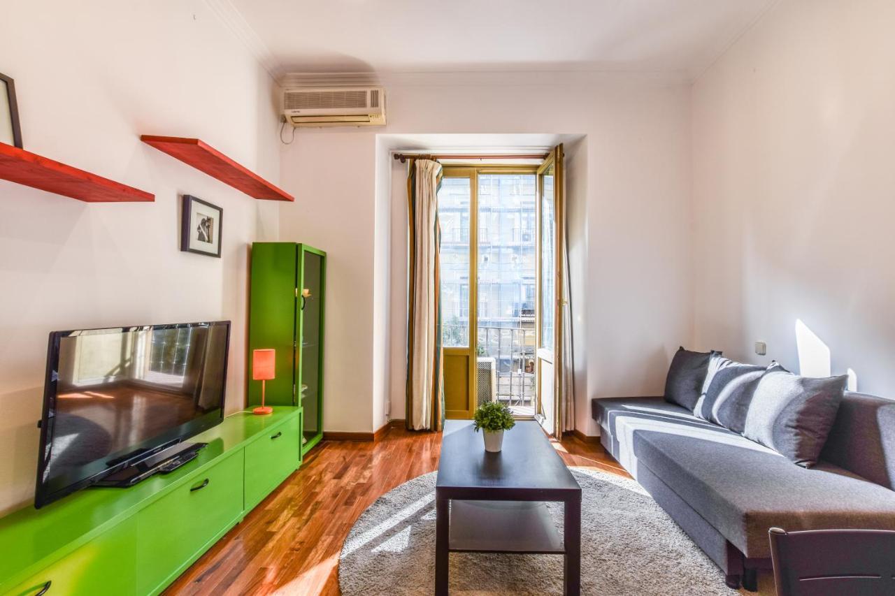 Апартаменти Apartamento Puente De Segovia Мадрид Екстер'єр фото