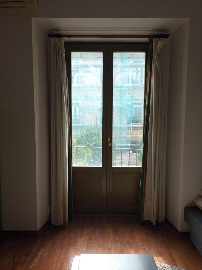 Апартаменти Apartamento Puente De Segovia Мадрид Екстер'єр фото